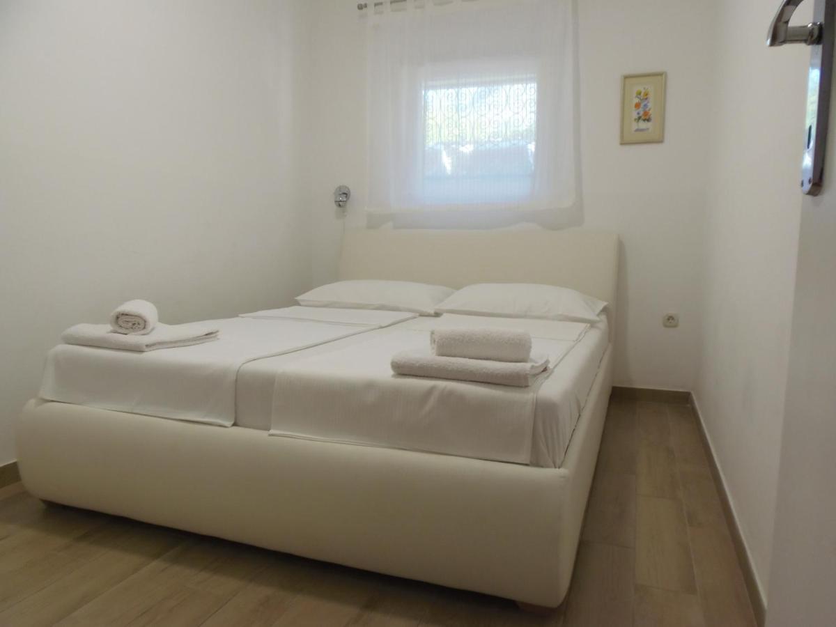 Villa Rajski Dvor 2 Bol Dış mekan fotoğraf